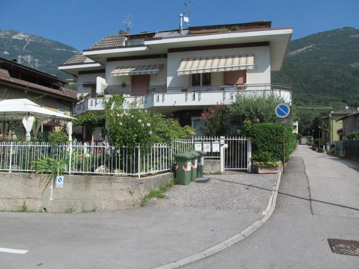 Grazioso Appartamento Tra Cultura, Lago E Montagna Pomarolo Exterior foto